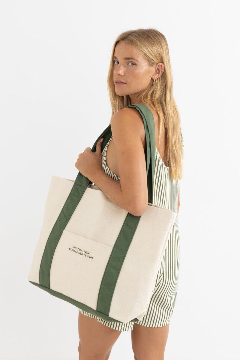 Tami Tote Forest