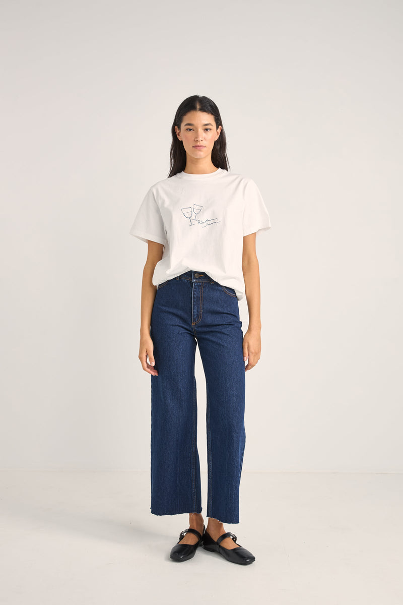 Vino Boyfriend Tee
